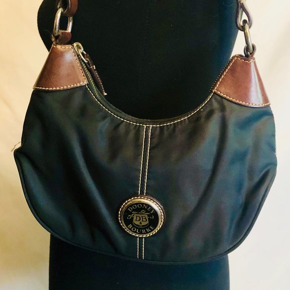 Dooney & Bourke Wayfarer Small Shoulder Purse - Picture 1 of 5